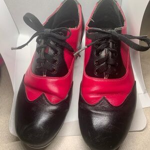 Women's Two-Tone Red and Black Lace-Up Shoes